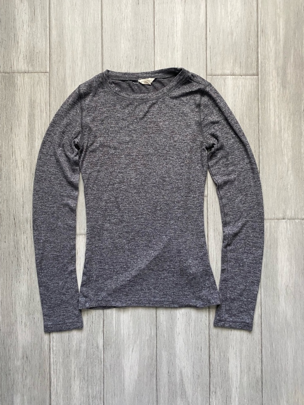 Aeropostale Womens Long-Sleeve Crewneck Shirt Heather Gray S